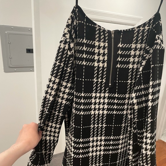 Cute black and white plaid shift dress - Picture 6 of 7